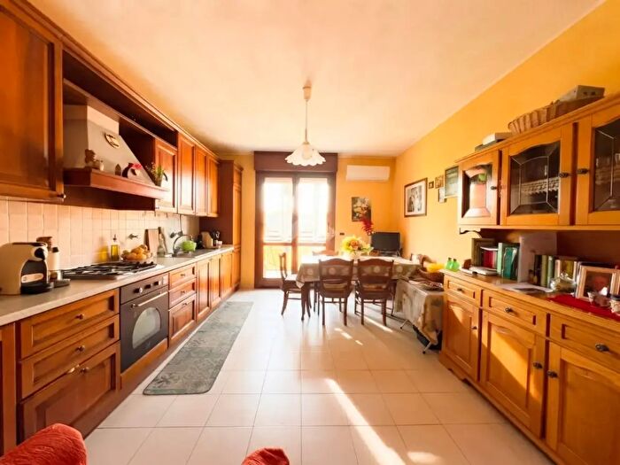 Appartamento trilocale in vendita in Via Ciriè, San Maurizio Canavese
