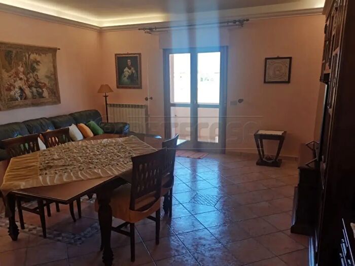 Appartamento con 6 locali in vendita in Marsala