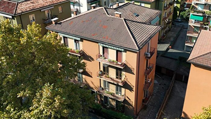 Appartamento trilocale in vendita in Via Colonnello Giovanni Fincato, Verona