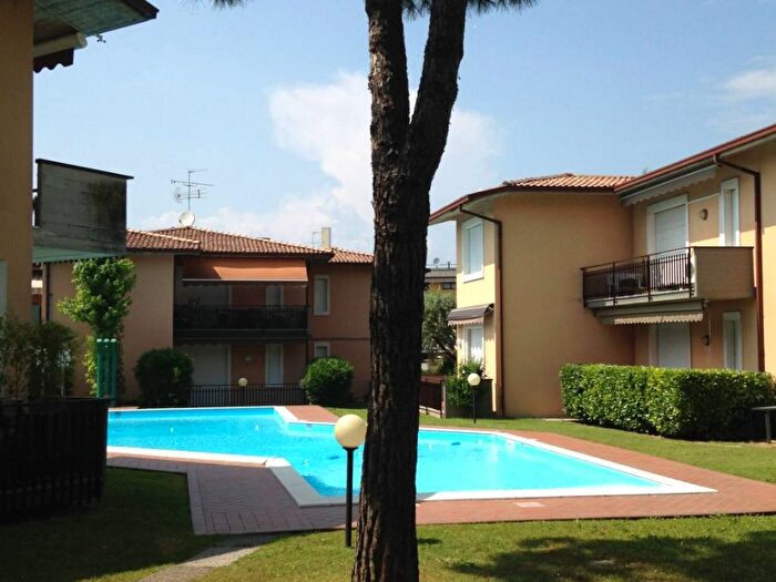 Appartamento bilocale in affitto in Via Diocleziano, Rivoltella, Desenzano del Garda