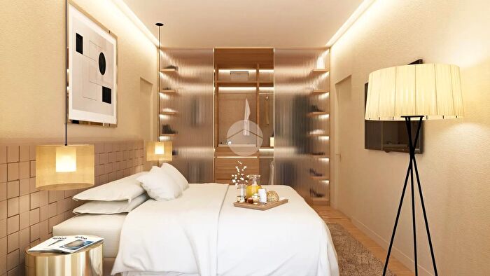 Appartamento quadrilocale in vendita in Via Vincenzo da Seregno, Milano