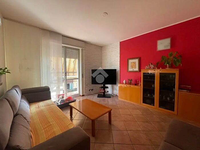Appartamento trilocale in vendita in Via Lorenzo Lotto, Ponteranica