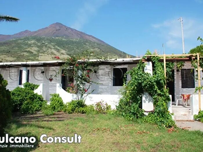Casa trilocale in vendita in Lipari