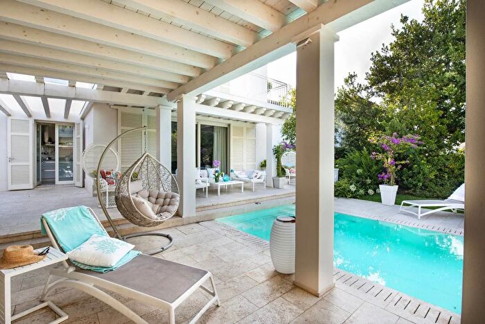 Casa con 11 locali in vendita in Marina di Pietrasanta Pietrasanta Lucca, Pietrasanta