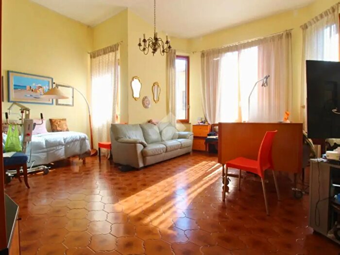 Appartamento trilocale in vendita in Via dei della Torre, Ascoli Piceno