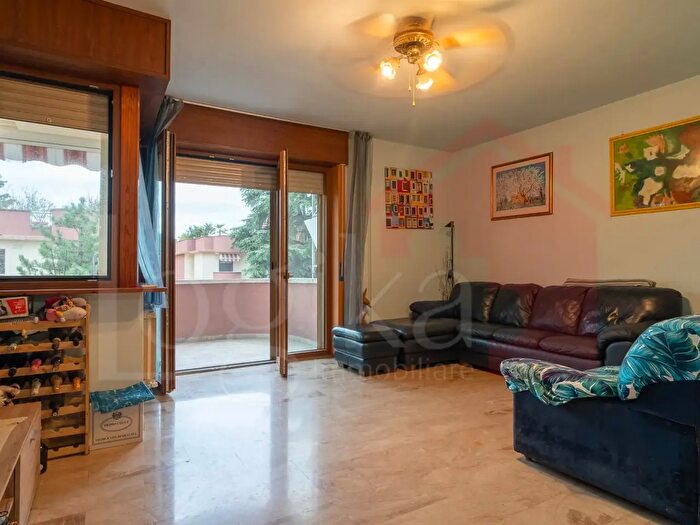 Appartamento quadrilocale in vendita in Via Abruzzi, Pieve Emanuele