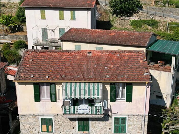 Appartamento quadrilocale in vendita in Via Domenico Tempesta, Ventimiglia