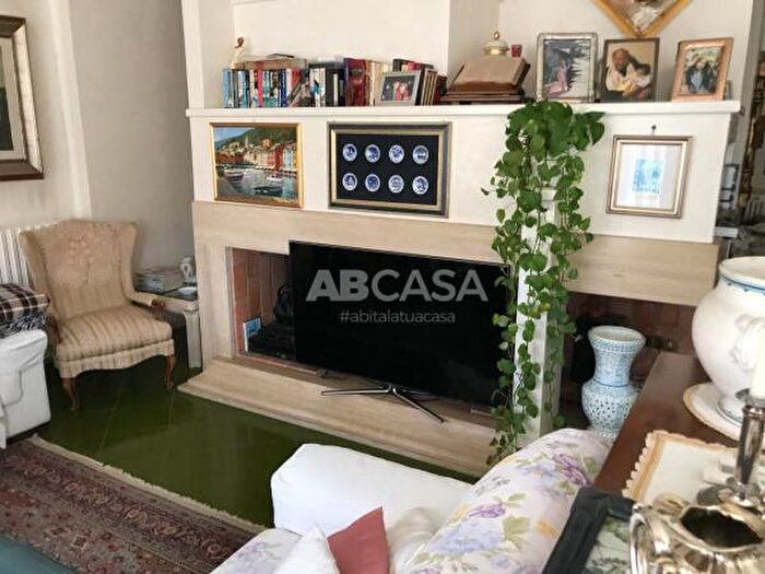 Appartamento quadrilocale in vendita in Via Alessandro Manzoni, Cisterna Di Latina