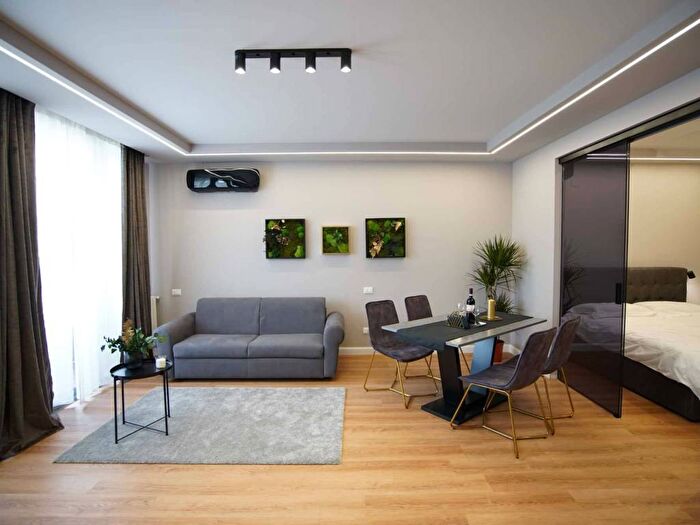 Appartamento bilocale in affitto in Via di Ricorboli, Gavinana, Firenze