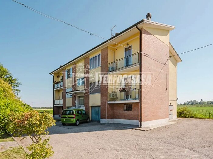 Appartamento quadrilocale in vendita in Via Imperiale, Baricella