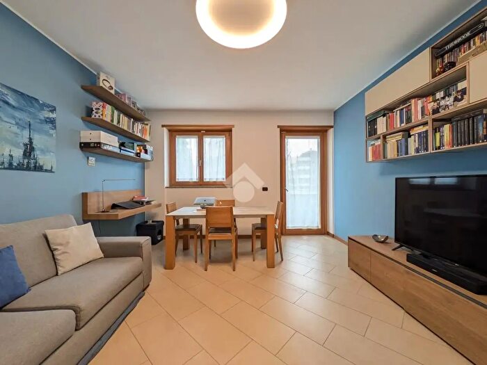 Appartamento bilocale in vendita in Via Candoglia, Milano
