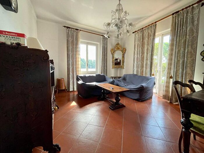 Appartamento quadrilocale in affitto in Via Napoli, Cerbaia, San Casciano in Val di Pesa