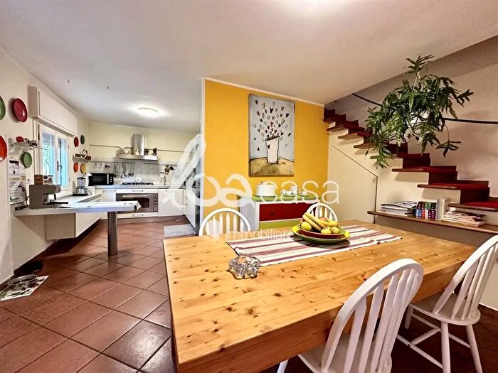 Appartamento con 6 locali in vendita in Loano