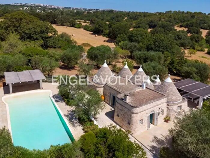 Casa quadrilocale in vendita in Contrada Giovanni Fasano, Ostuni
