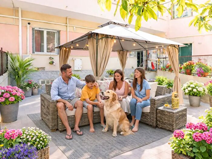 Appartamento con 5 locali in vendita in Via Manfredo Fanti, Genova