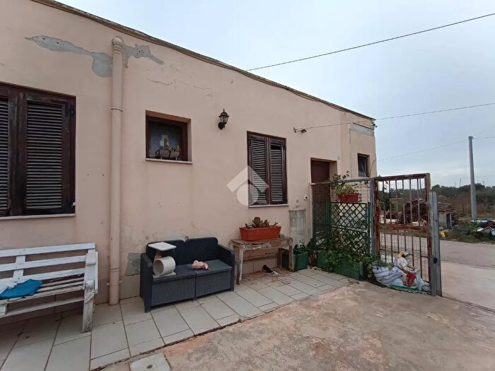 Casa trilocale in vendita in SC Commisso, Polignano A Mare