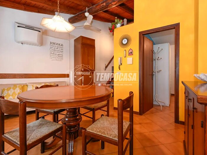 Appartamento quadrilocale in vendita in Gargnano