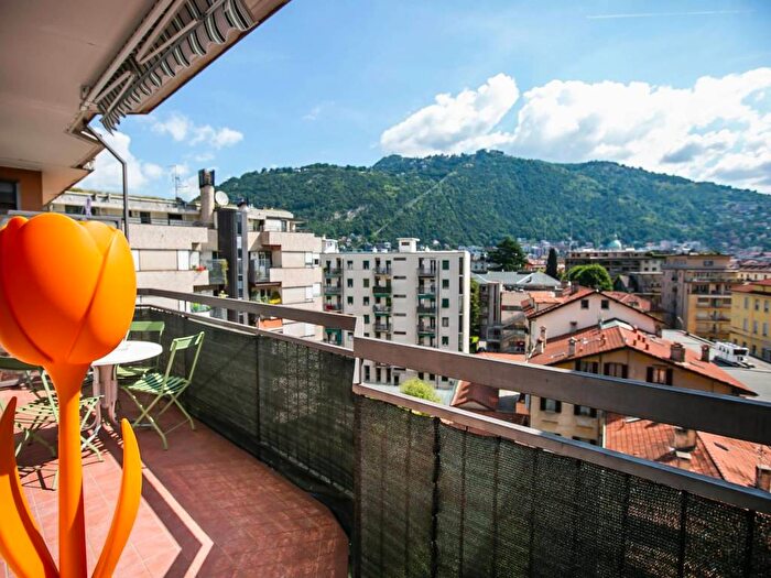 Appartamento bilocale in affitto in Via Fratelli Recchi, Viale Varese Crocifisso, Como