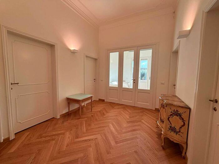 Appartamento con 5 locali in affitto in Barberino Tavarnelle