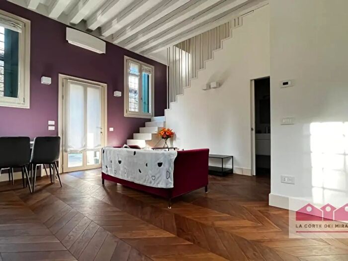 Appartamento trilocale in affitto in Contra San Rocco, Vicenza