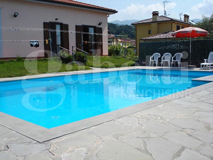 Casa con 5 locali in vendita in Via Nave, Sarzana