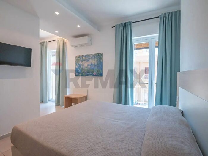 Appartamento con 6 locali in vendita in Siracusa