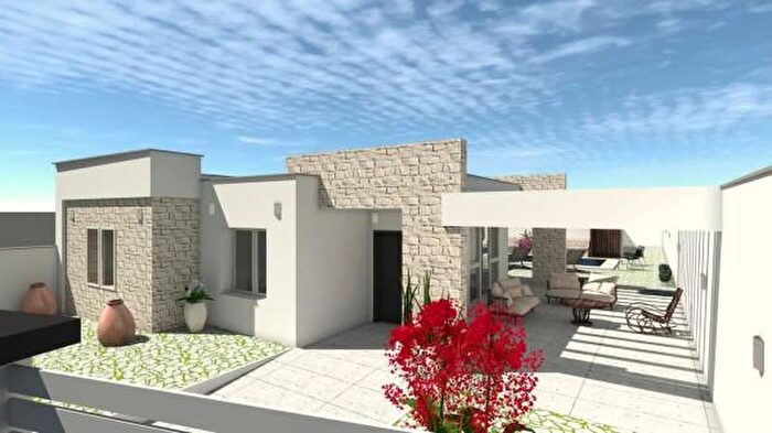 Casa quadrilocale in vendita in Via del Luccio, Squinzano