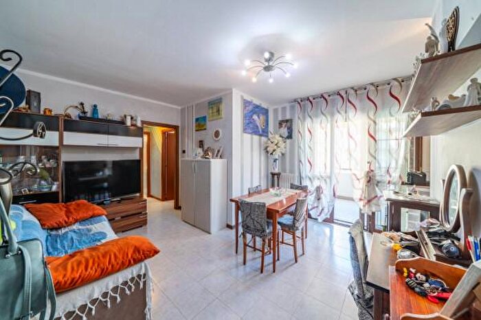 Appartamento bilocale in vendita in Via Aldo Garzanti, Reggio Emilia