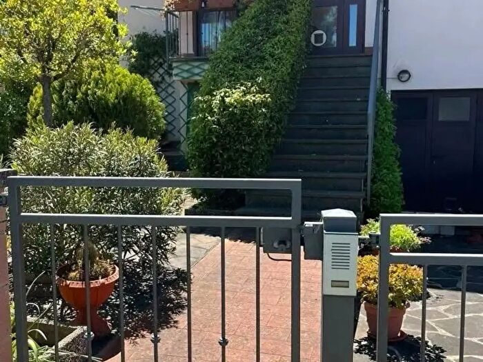 Appartamento trilocale in vendita in Strada Provinciale dei Tre Comuni, Montescudaio