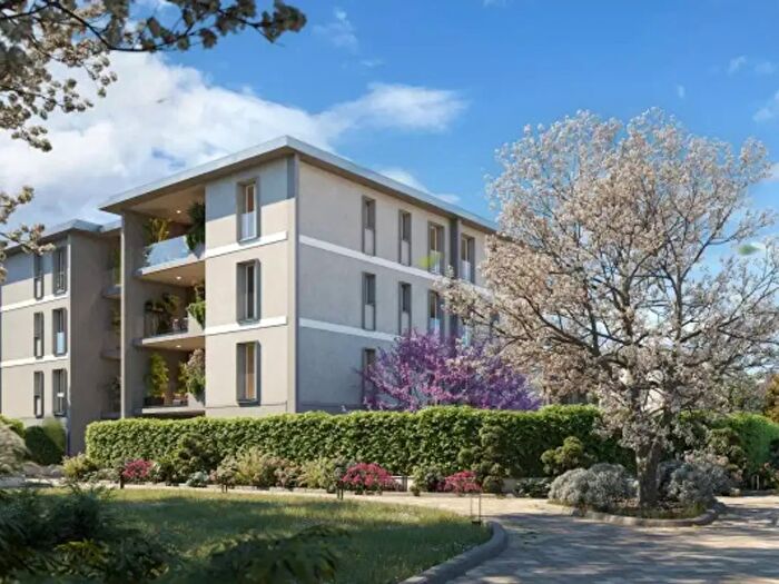 Appartamento trilocale in vendita in Via Aldo Moro, Burago Di Molgora