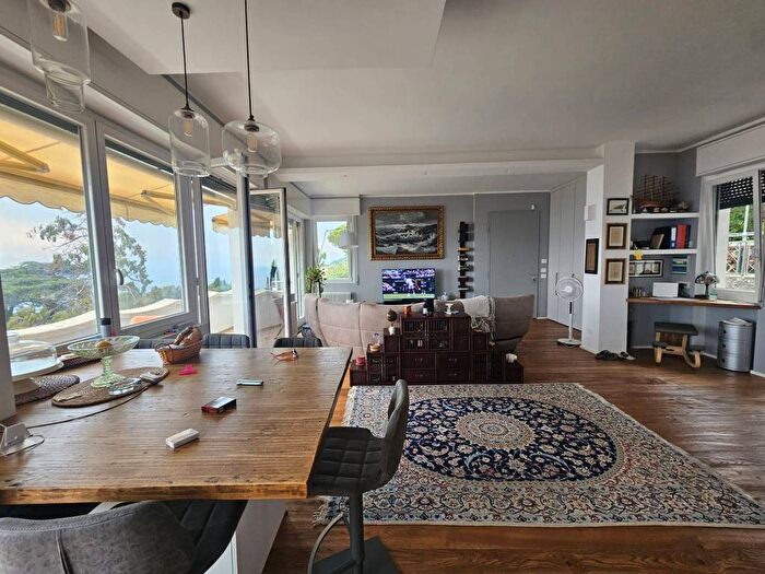 Appartamento con 5 locali in affitto in Viale delle Mimose, Centro, Pieve Ligure