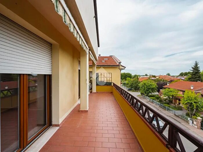 Appartamento quadrilocale in vendita in Via Garofalo, Rubiera