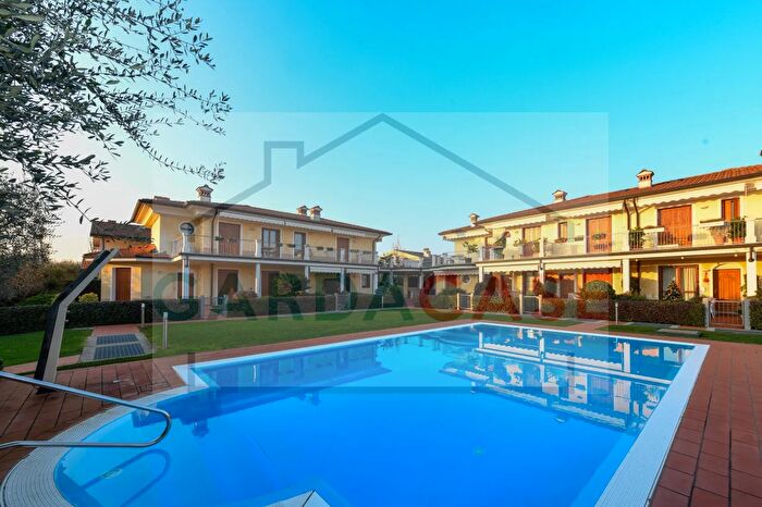 Casa con 5 locali in vendita in Via Beato Z Agostini, Sirmione