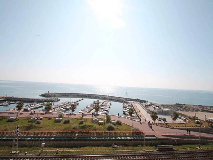 Appartamento bilocale in affitto in Corso Europa, Borghetto Santo Spirito