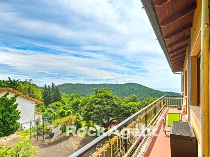 Appartamento trilocale in vendita in Via del Poggio, Varazze