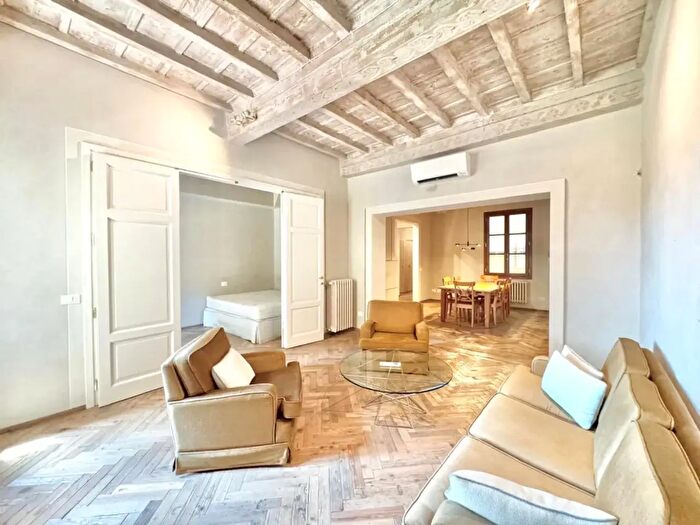 Appartamento con 6 locali in affitto in Via Gino Capponi, Firenze