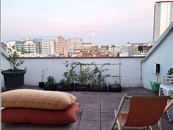 Appartamento monolocale in affitto in Via Melchiorre Gioia, Isola, Milano
