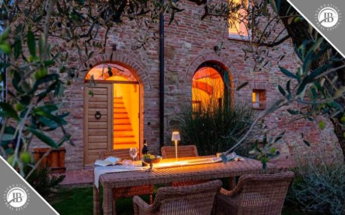 Appartamento quadrilocale in vendita in San Gimignano