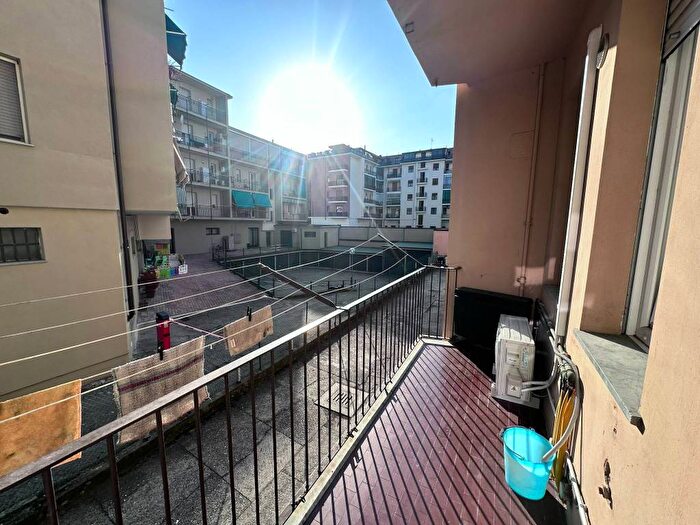 Appartamento bilocale in affitto in Via Pietro Ferrero, Borgo Piave Corso Europa Zona Ferrero, Alba