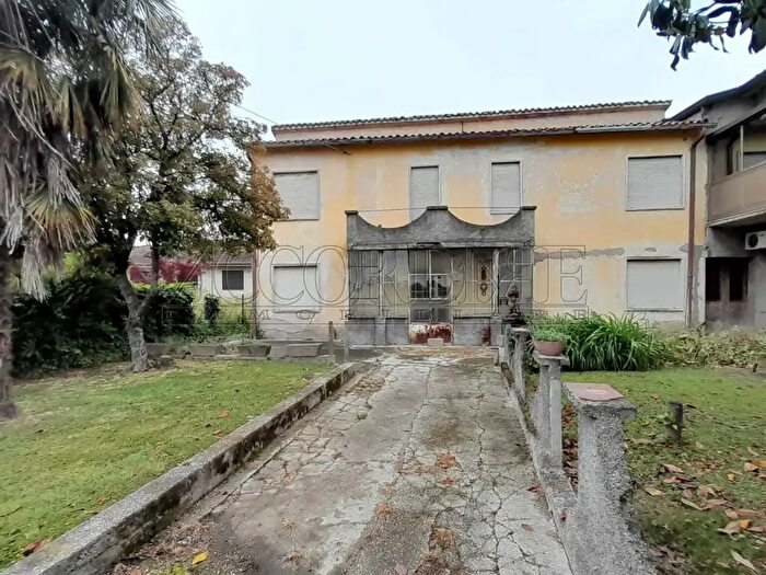 Casa con 7 locali in vendita in Via Gomiero, Piazzola Sul Brenta