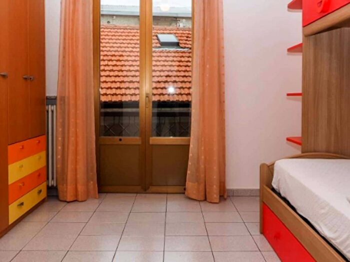 Appartamento trilocale in affitto in Via Giovanni Ameglio, Quarto Oggiaro, Milano