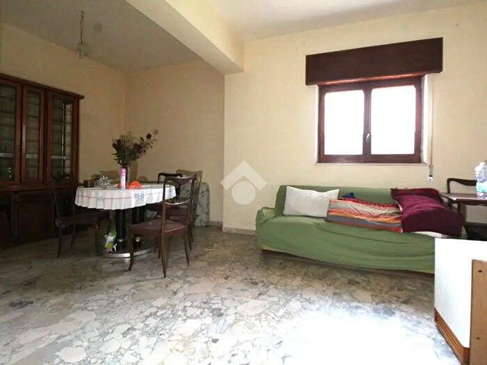 Appartamento quadrilocale in vendita in Via Feudo, Reggio Calabria