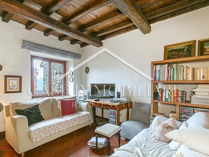 Casa trilocale in vendita in Via dell'Oca, Sutri