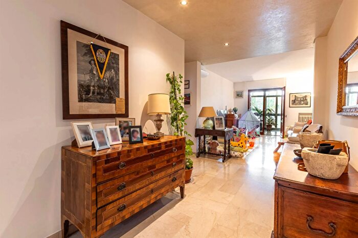 Appartamento con 7 locali in vendita in Via Marsala Verona, Verona