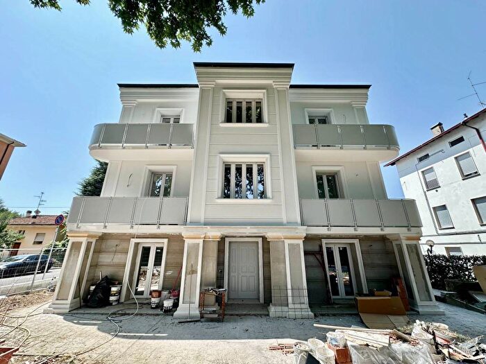 Appartamento bilocale in affitto in Monticelli Terme, Montechiarugolo