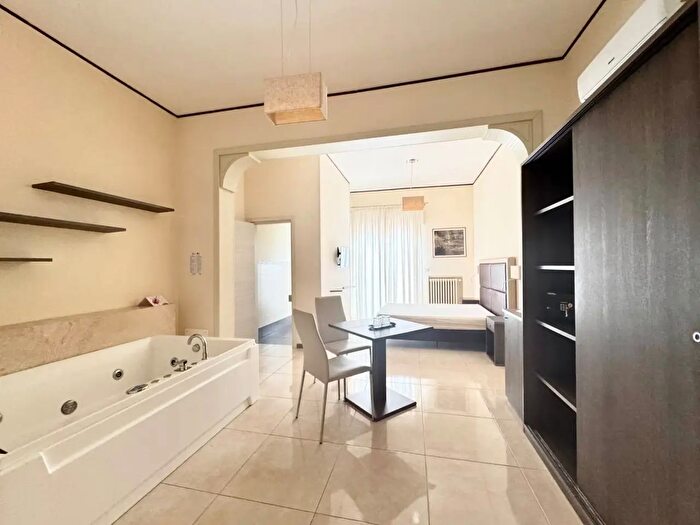 Casa con 6 locali in vendita in Via Rocco Scotellaro, Lecce