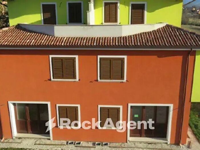 Casa quadrilocale in vendita in Via San Dorotea, Scoppito