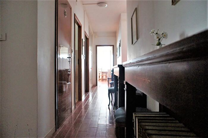 Appartamento con 5 locali in affitto in Massa