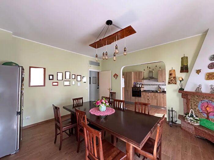 Appartamento con 10 locali in vendita in Lamezia Terme