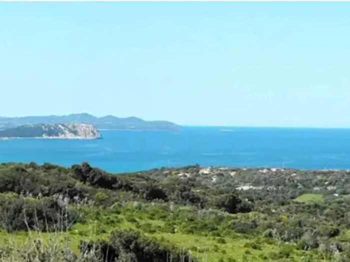 Casa monolocale in vendita in Via Petra di Còssu, Santa Teresa Gallura